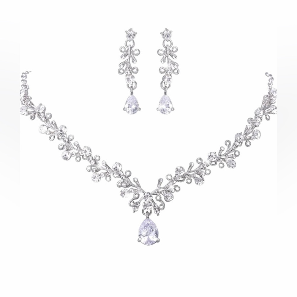Lillie & White-Clear Crystal and Cubic Zircon Necklace and Earrings Jewelry Set